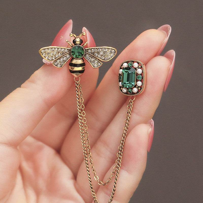 Little Bee Tassel Brooch - Retro Chain Accessory for Trendy Men & Women - Buy Center