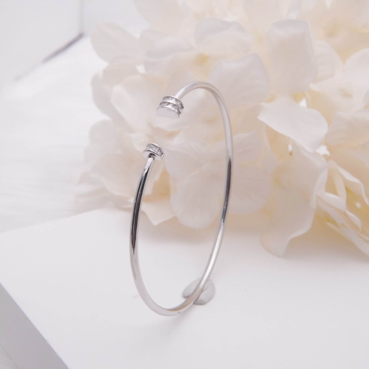 Elegant Zircon Bracelet for Women - Light Luxury Design, Trendy Style - Buy Center