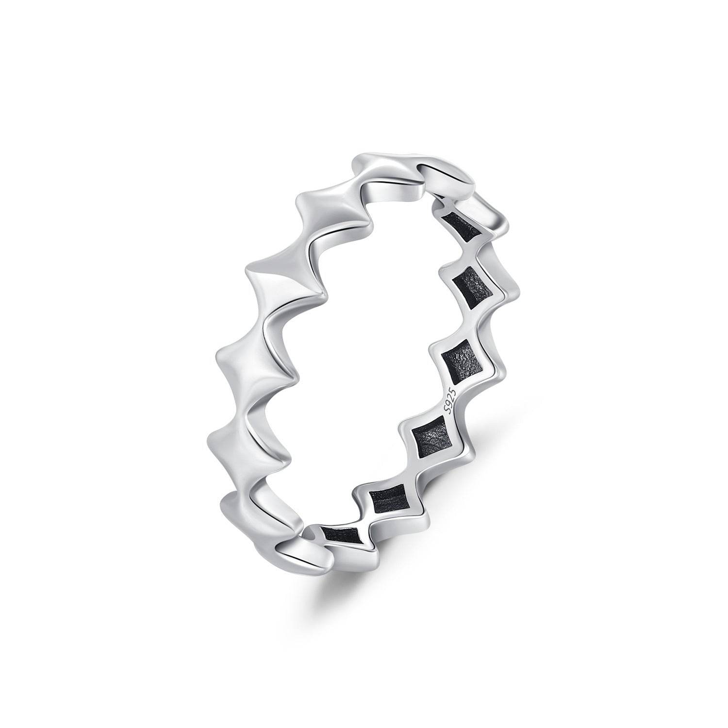Retro Star Ring - Unique Silver Five-Pointed Star for Stylish Outfits - Buy Center