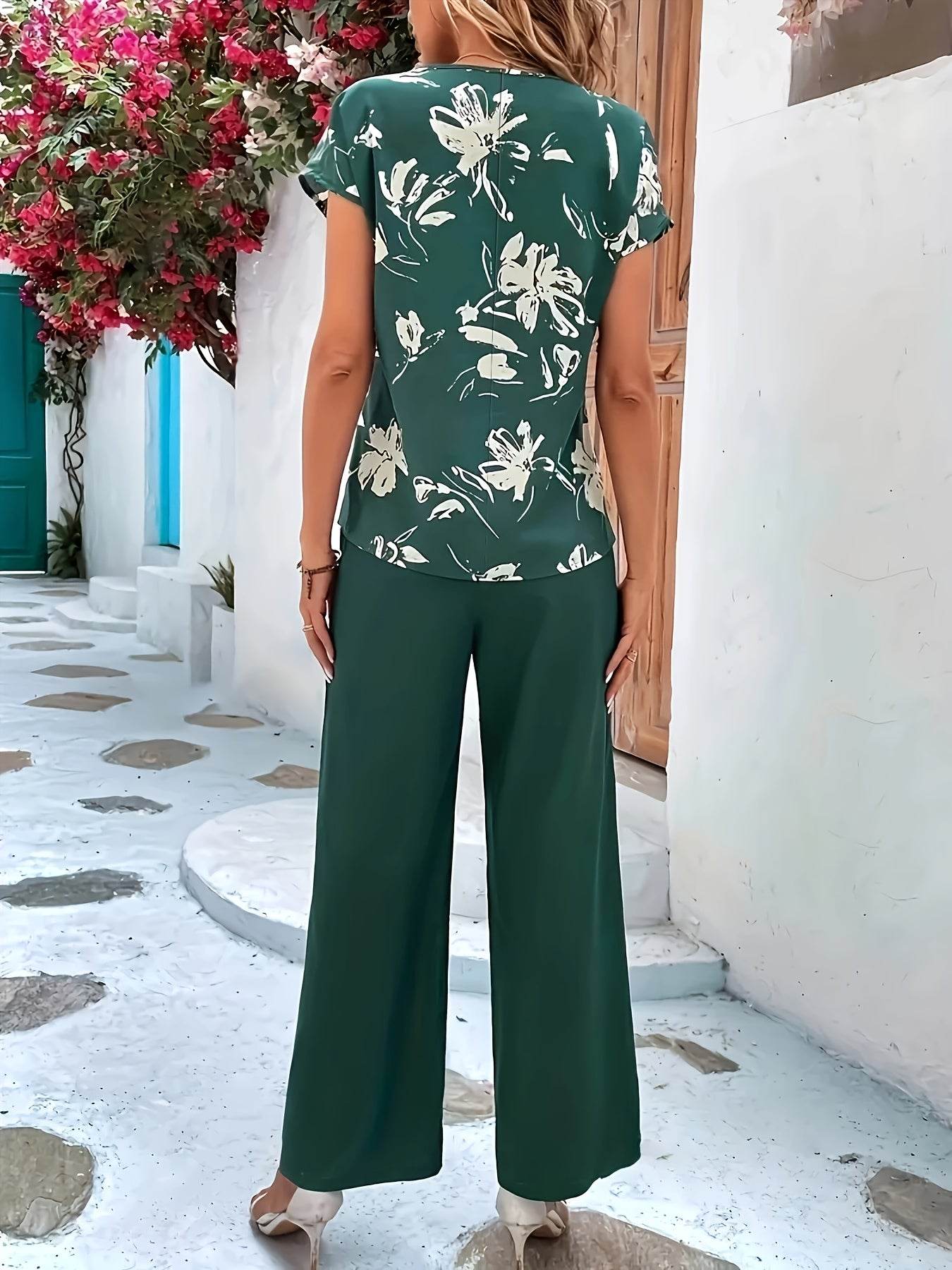 Women's Elegant Two-Piece Set - Floral V-Neck Top & Solid Pants - Buy Center